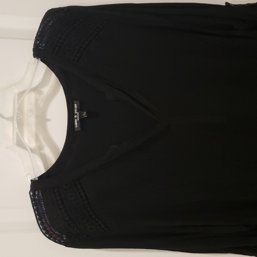 Crochet Embellished Black Tee Women Plus 1X Cable & Gauge 3/4 sleeves